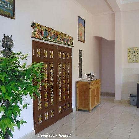 Ombak Putih Bungalows Hotel Nusa Dua  Eksteriør billede