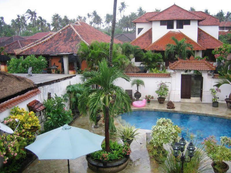 Ombak Putih Bungalows Hotel Nusa Dua  Eksteriør billede