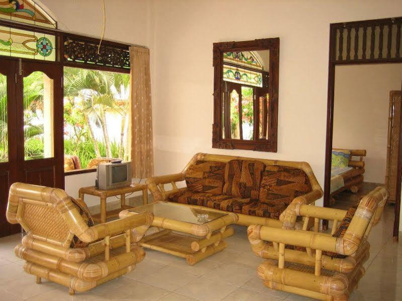 Ombak Putih Bungalows Hotel Nusa Dua  Eksteriør billede