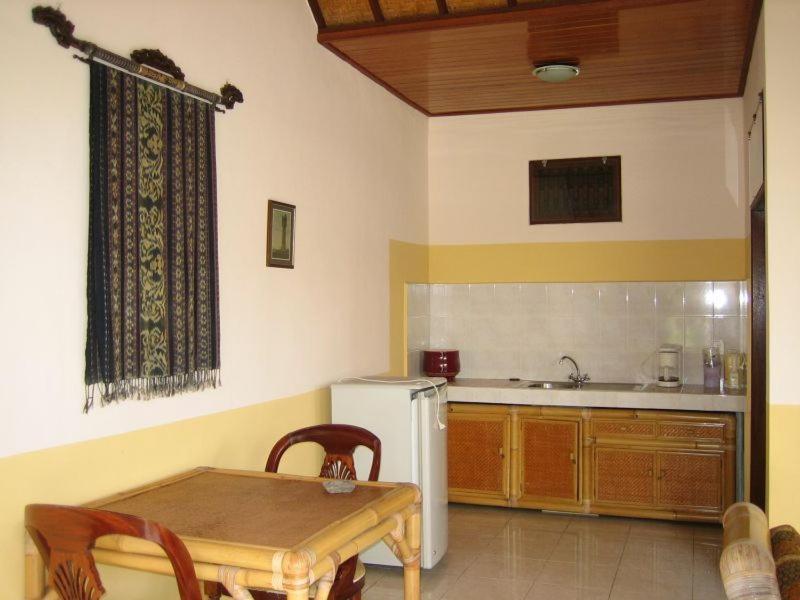 Ombak Putih Bungalows Hotel Nusa Dua  Eksteriør billede